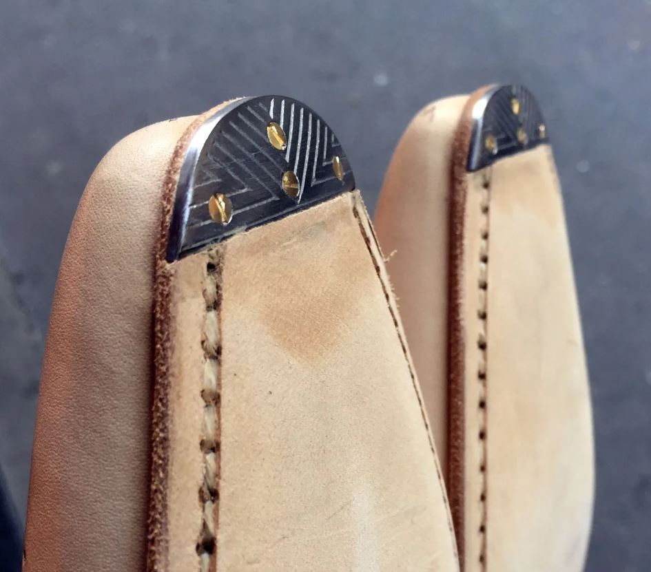 Kit de Réparation Fer à Chaussure + Vis Laiton