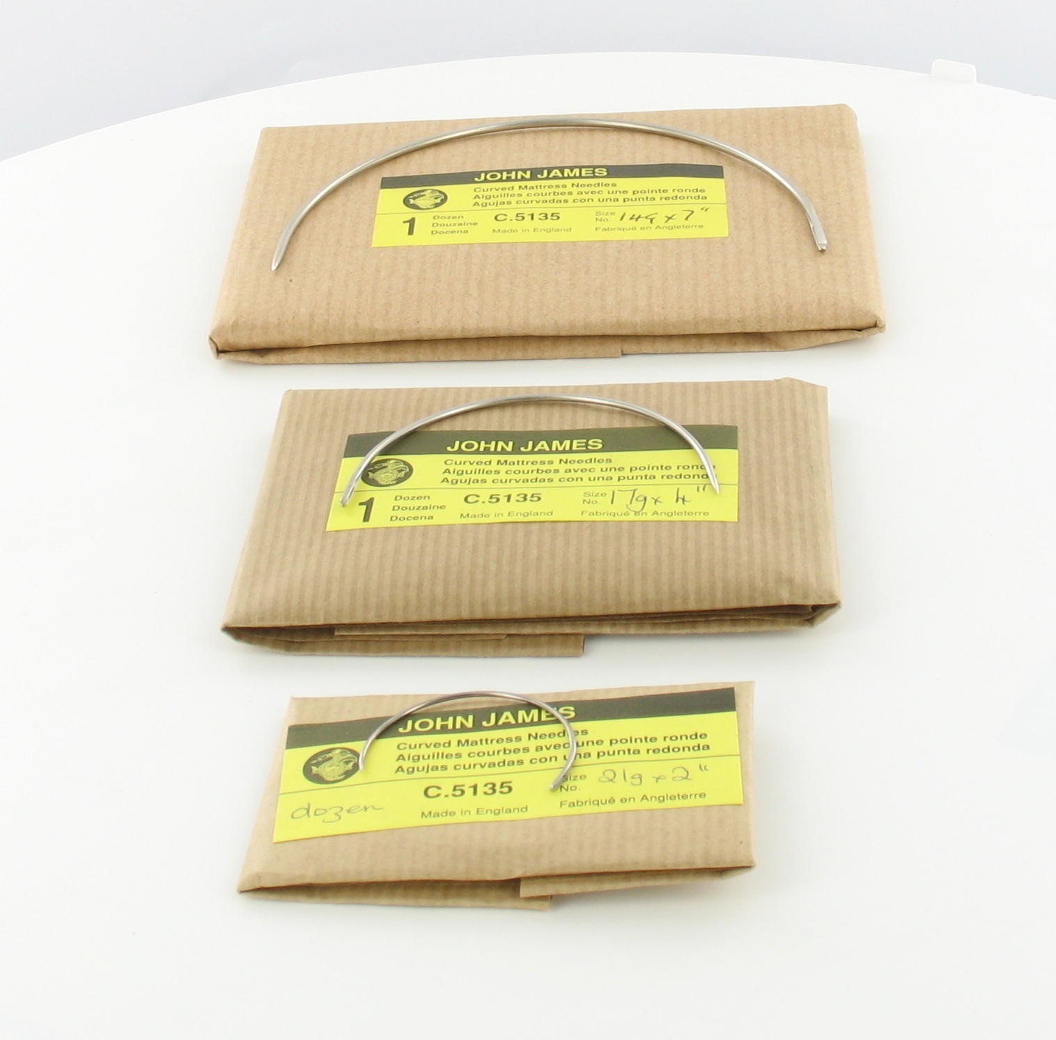 Aiguilles courbées robustes fabriquées en Espagne Aiguille de marin pour  coudre des sacs de ferme Industriel Cuir Aiguilles à matelas droites pour  le rembourrage -  France